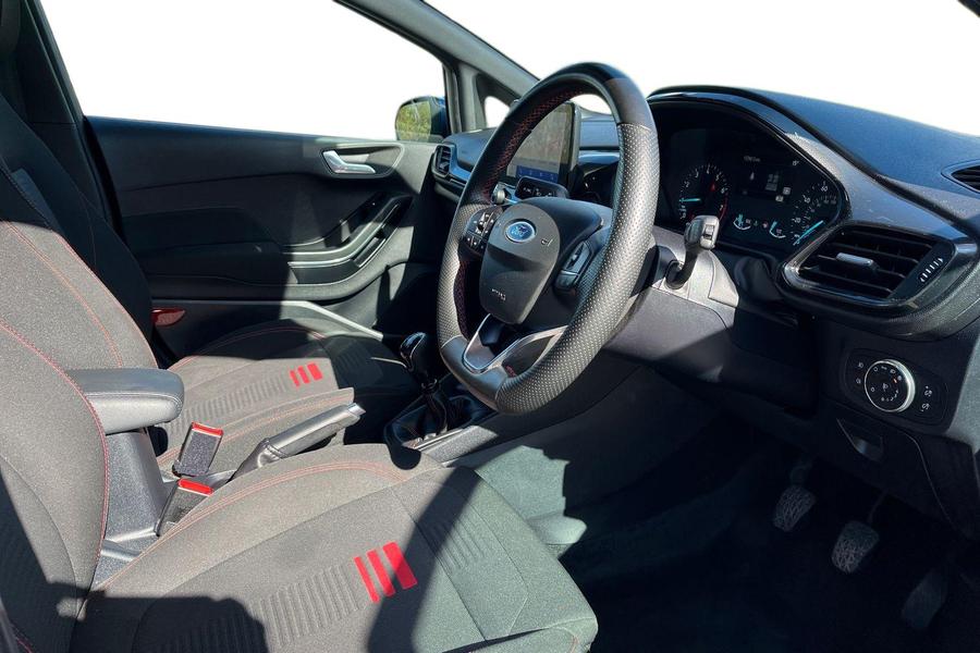 Ford FIESTA Photo autoimg-d0845f62eb3cd84a45bb0a62a60b211e455f7385.jpg