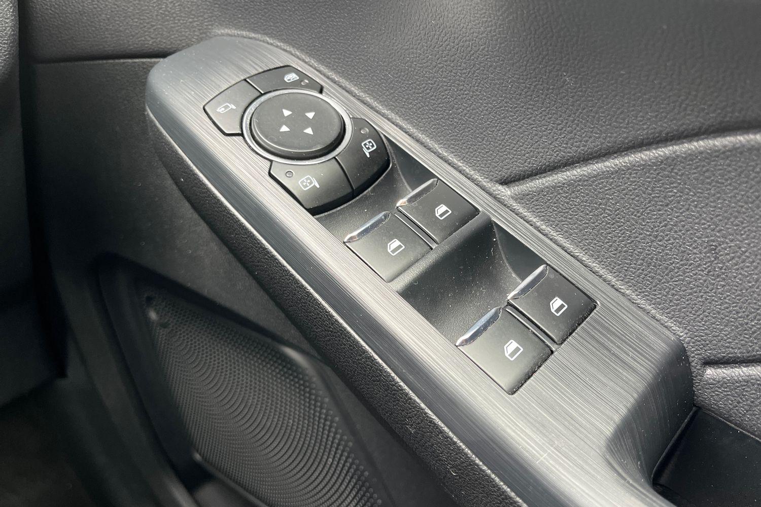 Ford KUGA Photo 15