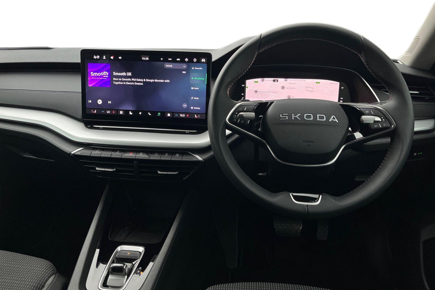 Skoda OCTAVIA Photo 10