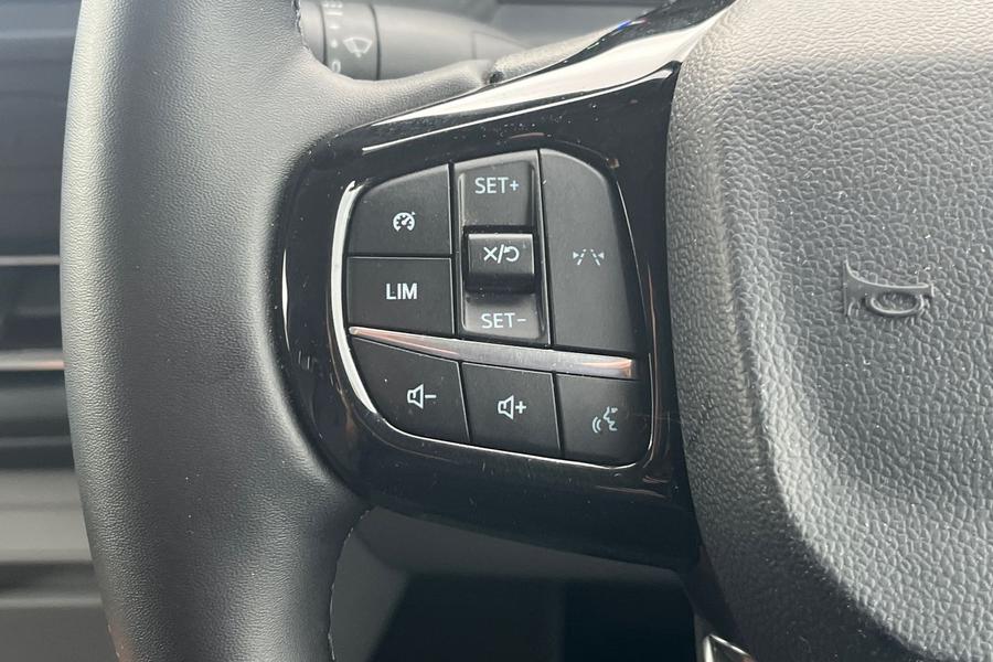 Ford E-TRANSIT CUSTOM Photo autoimg-d0881c6066b02b8de1b91cd5ad7439157ebd59b7.jpg