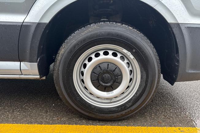 VOLKSWAGEN CRAFTER Photo 5