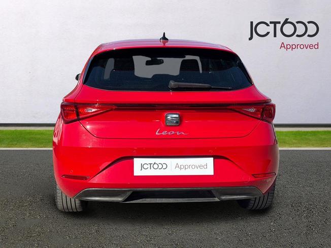 SEAT Leon Photo 7
