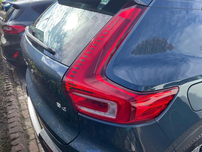 VOLVO XC40 Photo 18