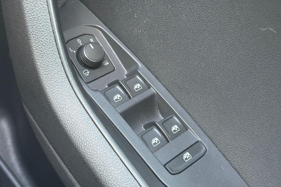 Skoda KAROQ Photo autoimg-d0905364f8d24b42cf94bc9cc5e93968d8666031.jpg