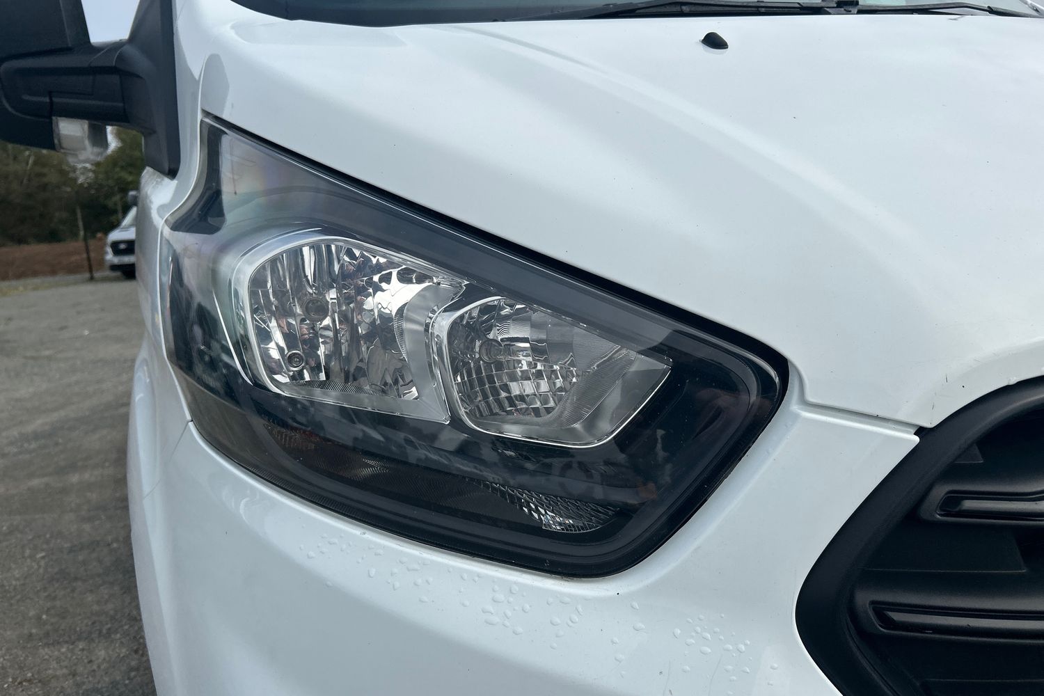 Ford TRANSIT CUSTOM Photo 21