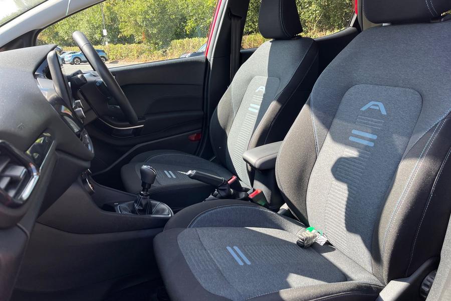 Ford Fiesta Photo autoimg-d097a3e955dddf3075d0b58fa8eeac2fab3a1a9d.jpg