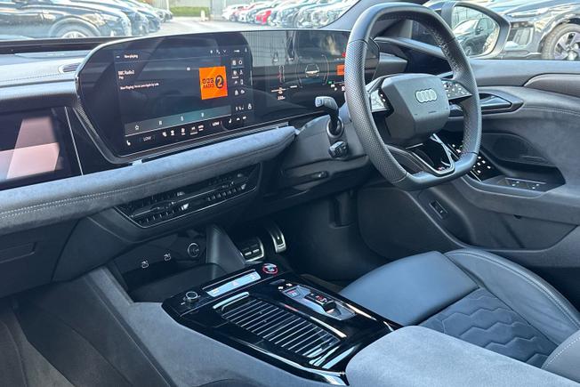 AUDI A6 e-tron Avant Photo 27