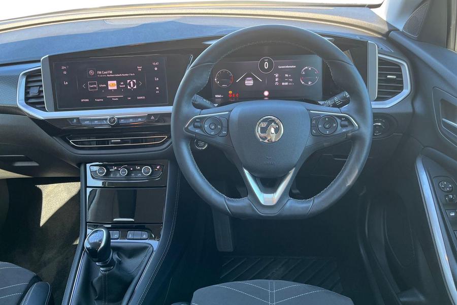 Vauxhall GRANDLAND Photo autoimg-d0990e41d45a225baff78c70ff421adb21e4453a.jpg