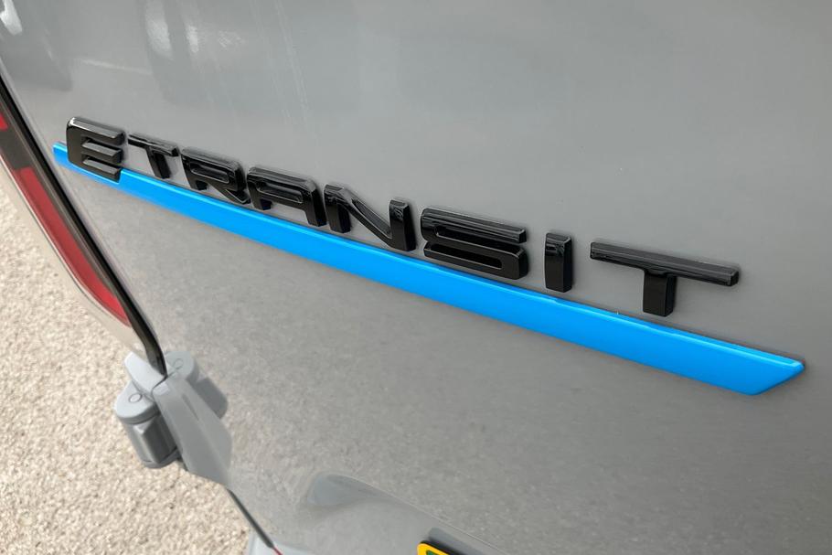 Used Ford TRANSIT CUSTOM YE26AYD 20