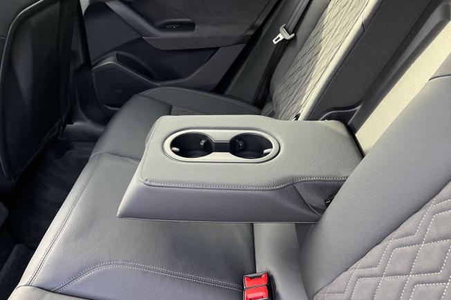 AUDI Q6 E-Tron Photo 47