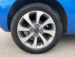 FORD Fiesta Photo 5