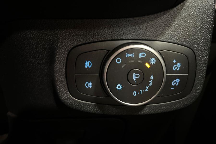 Ford FIESTA Photo autoimg-d0a6e8f9df93191745fb6ff2b03c311f7aeddf96.jpg