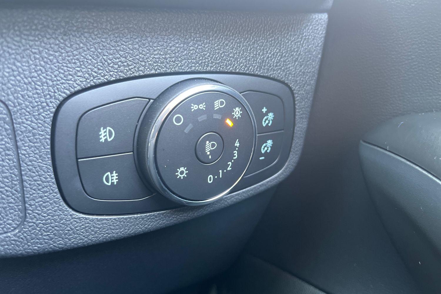 Ford FOCUS Photo 22