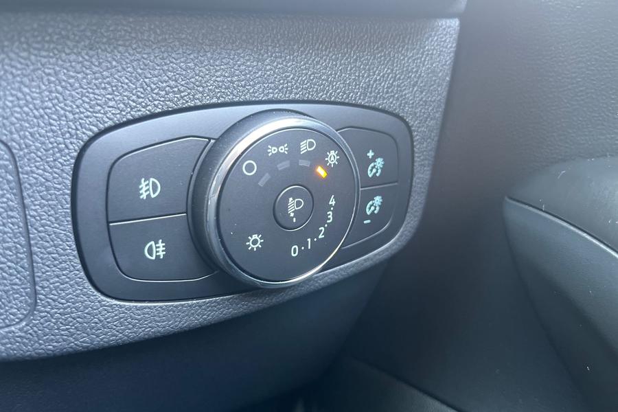 Ford FOCUS Photo autoimg-d0aa33289dcbfe4747ecd07134f889721175555a.jpg