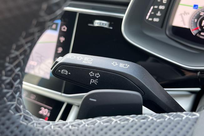 Audi Q7 Photo 35