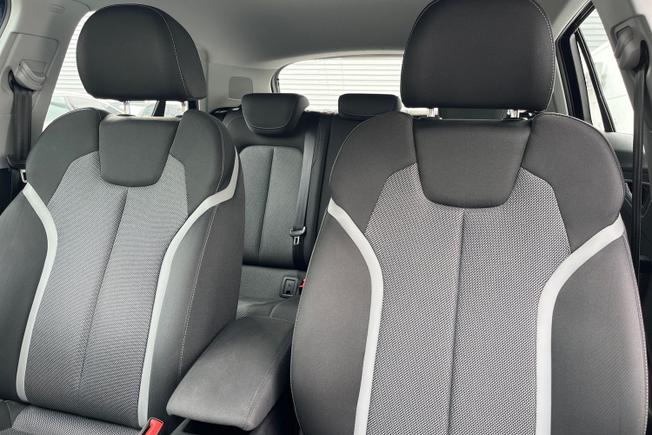 AUDI Q2 Photo 21