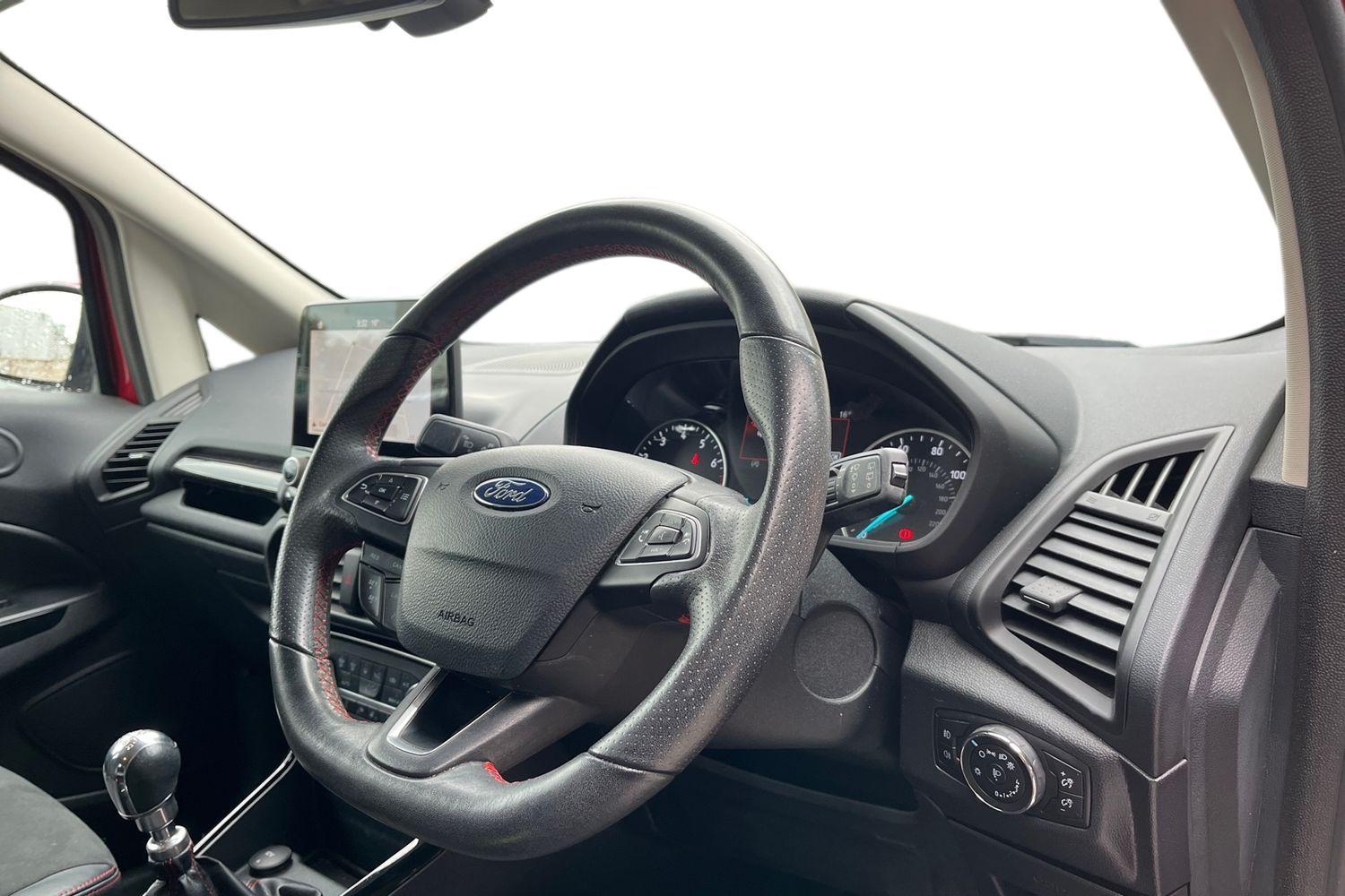 Ford ECOSPORT Photo 8