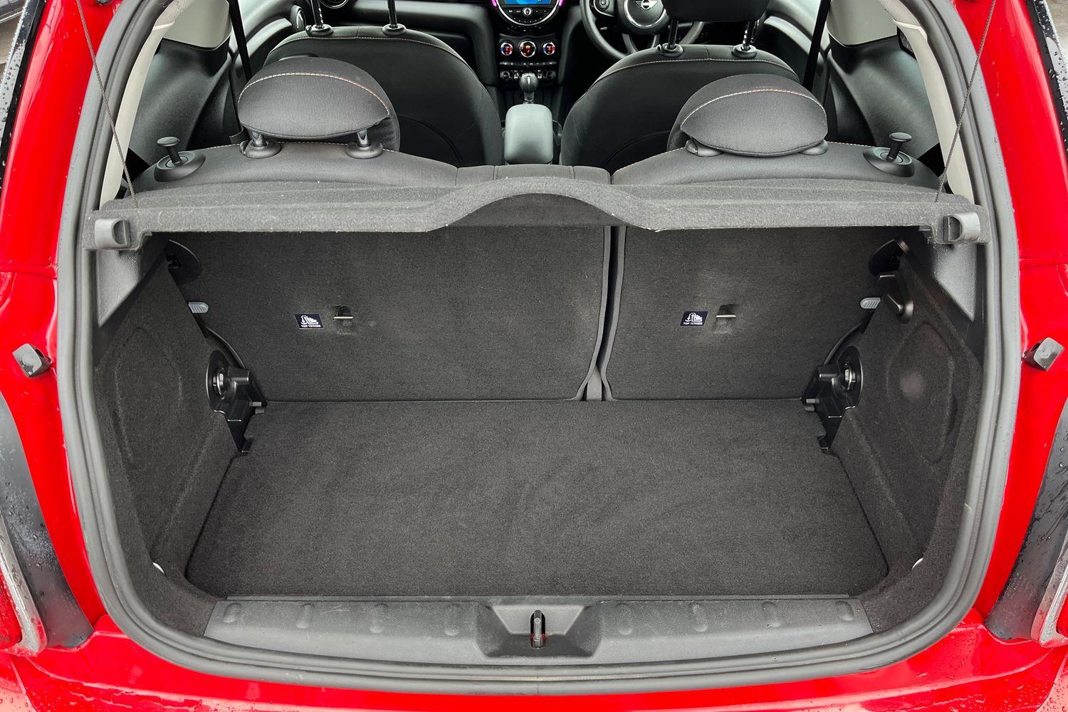 MINI HATCHBACK Photo 20
