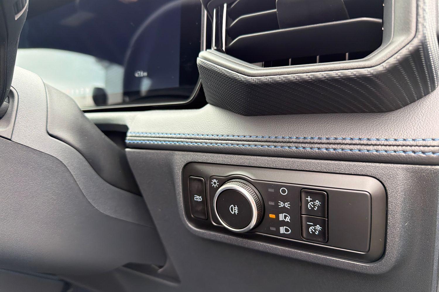 Ford MUSTANG Photo 33