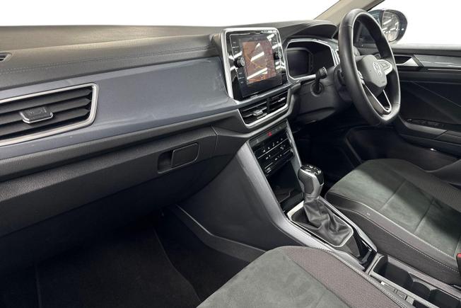 VOLKSWAGEN T-Roc Photo 2