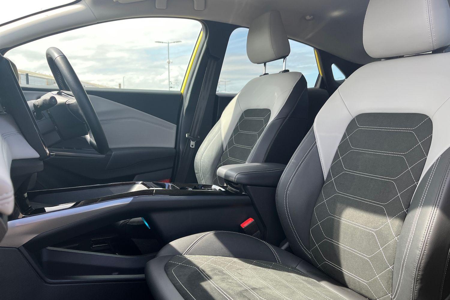 Ford PUMA Photo 18