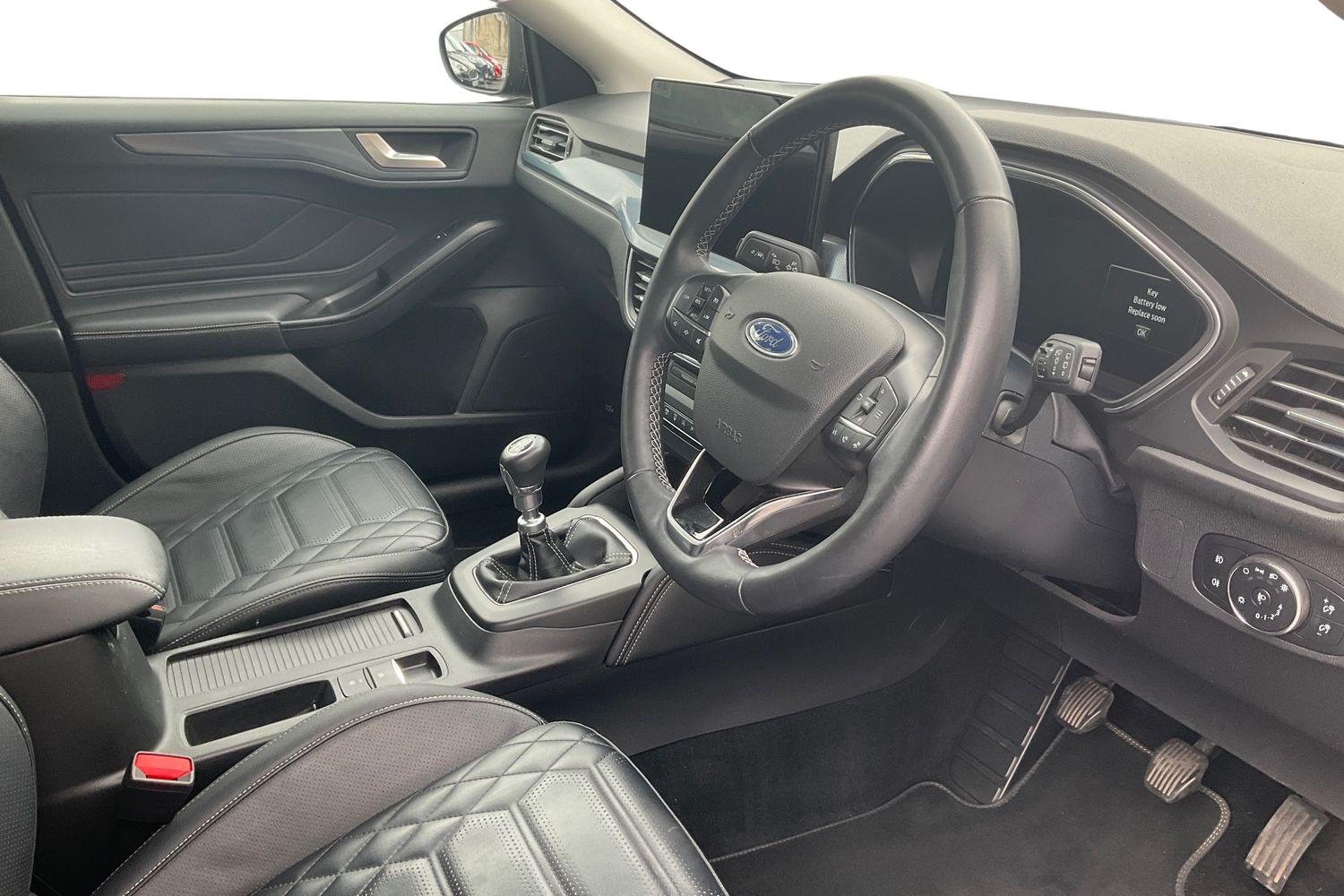 Ford FOCUS Photo 8