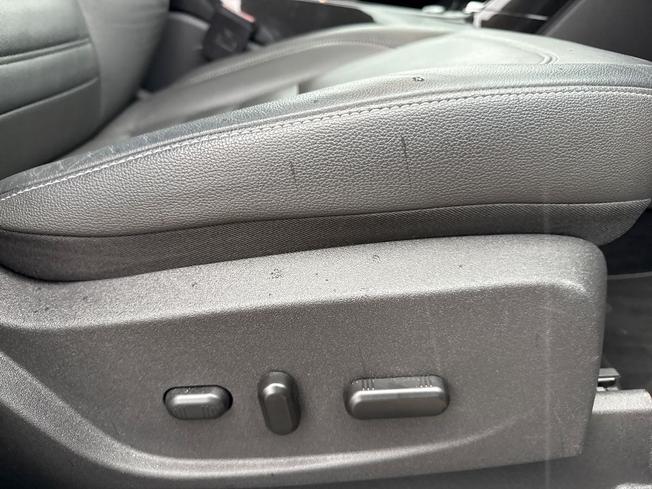 FORD Kuga Photo 28