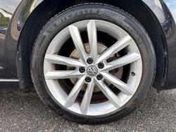 VOLKSWAGEN Polo Photo 5
