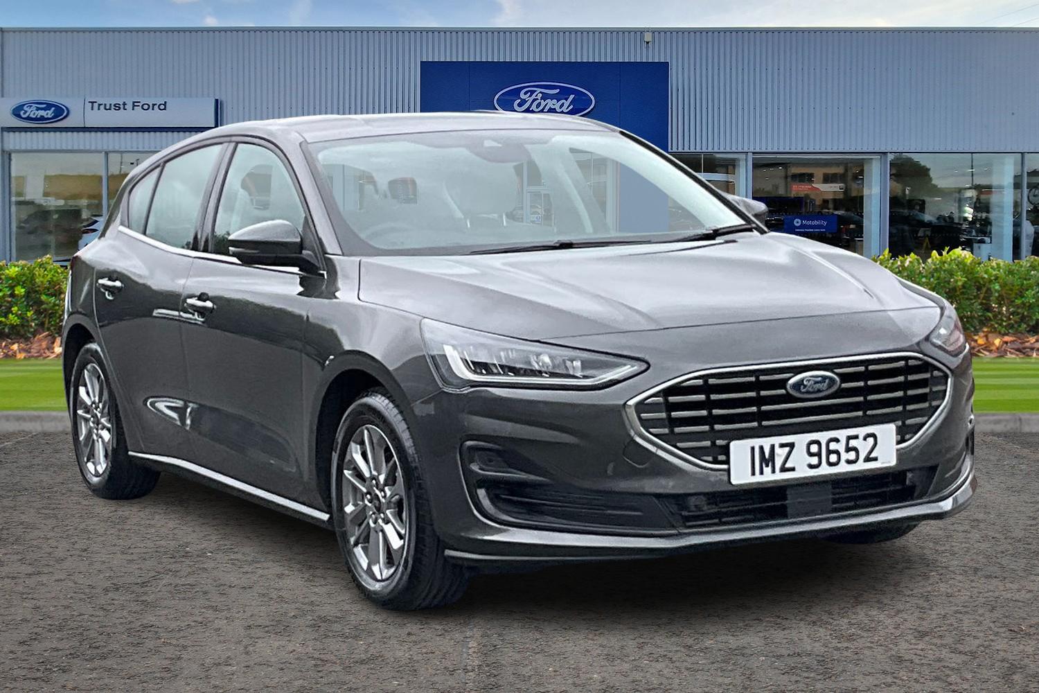 Ford Focus Photo 0