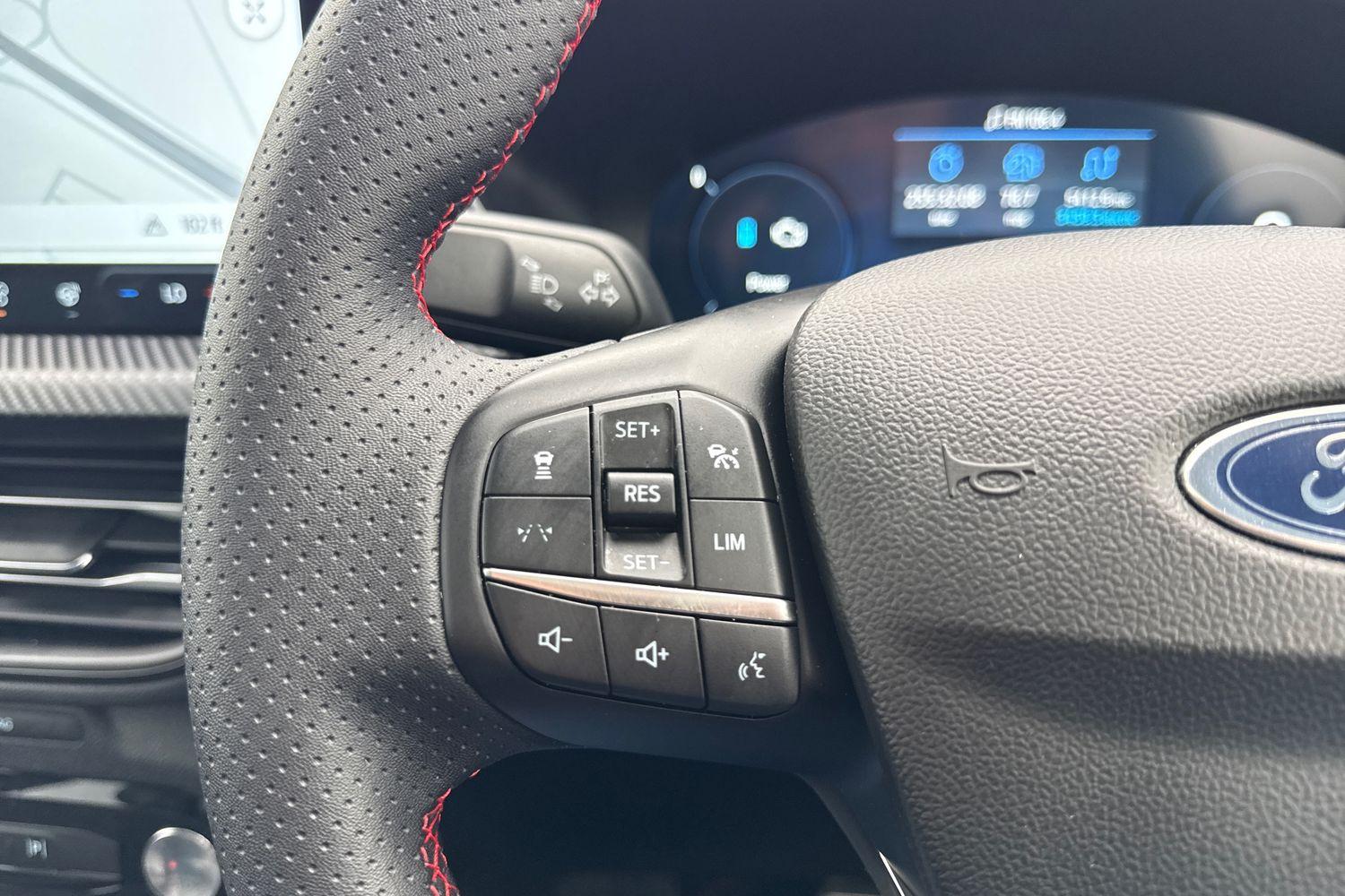 Ford KUGA Photo 29