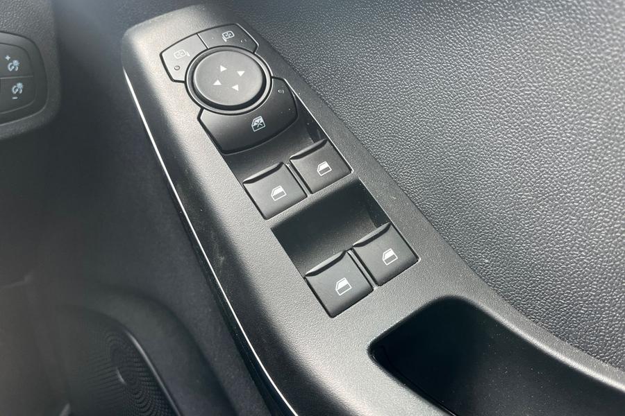 Ford FIESTA Photo autoimg-d0d21909c669e4f37705dc96f88e12e3d82902bb.jpg