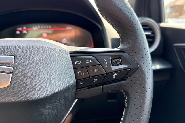 SEAT Arona Photo 17