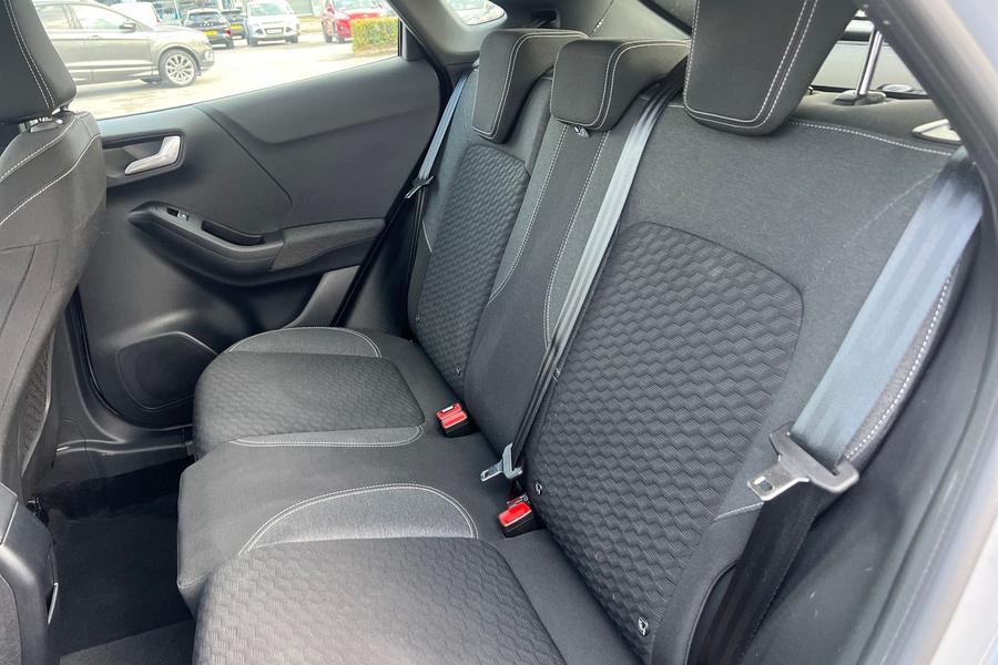 Ford PUMA Photo autoimg-d0db9c338016f066795f3bb7c4f542d9e27f300a.jpg
