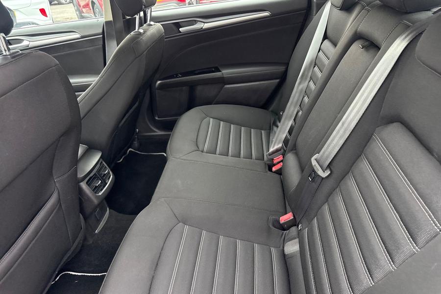 Ford MONDEO Photo autoimg-d0dce090cd4c8b4ff560d31a5196feed3dec122e.jpg