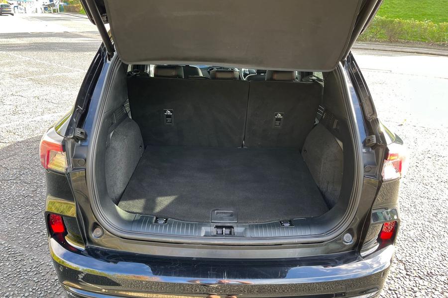 Ford Kuga Photo autoimg-d0e3d02d995e24dfb34478c99ecb786a3c205d6c.jpg