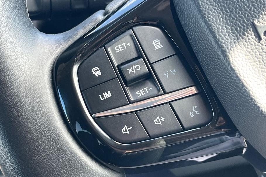 Used FORD TOURNEO CUSTOM YA25MYW 18