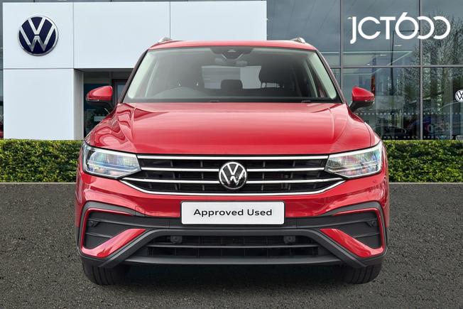 VOLKSWAGEN Tiguan Allspace Photo 8