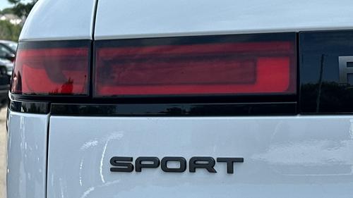 Land Rover Range Rover Sport Photo autoimg-d0ea86ff8e1e07eb31e9810ea75b1c268abe4a4c.jpg