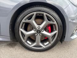 FORD Focus Photo 5