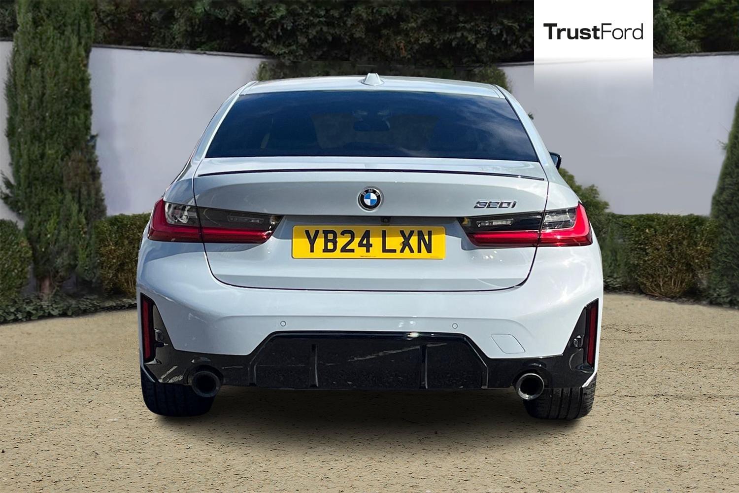 BMW 3 SERIES Photo 6