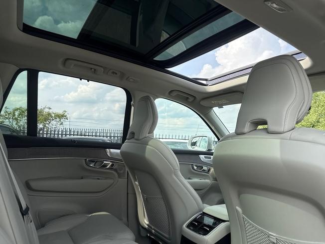 VOLVO Xc90 Photo 25