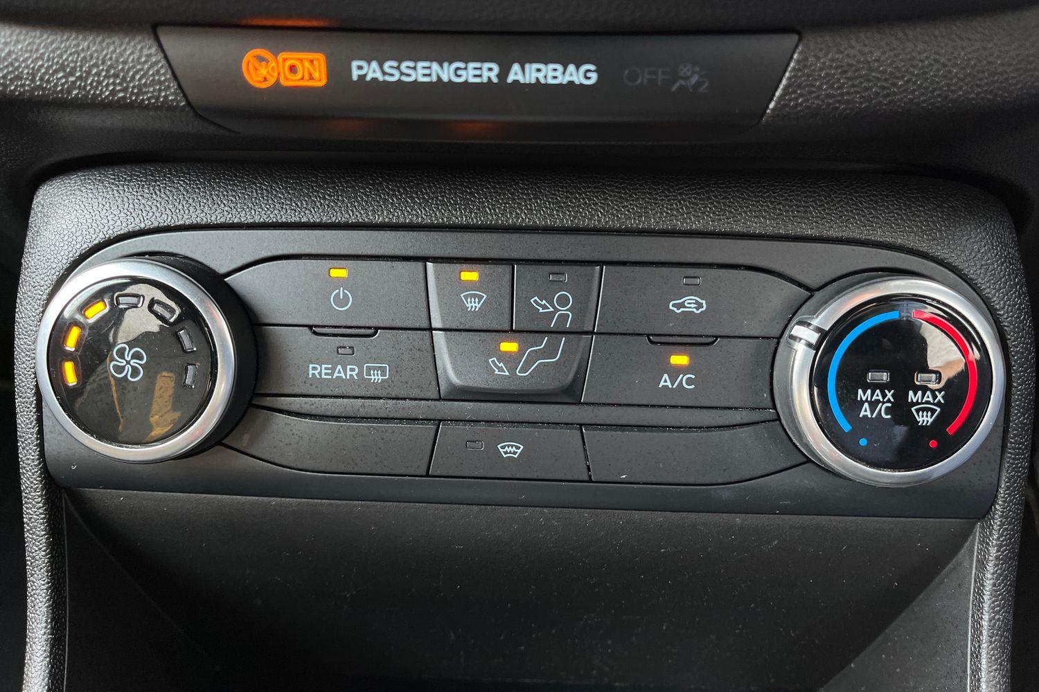 Ford Fiesta Photo 28