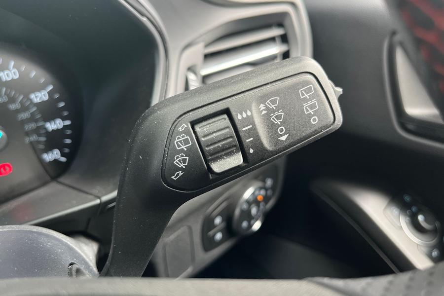 Ford Focus Photo autoimg-d0f45487251146cc4559a9474540a5869947791e.jpg