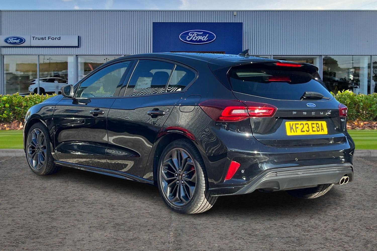 Ford FOCUS Photo 1