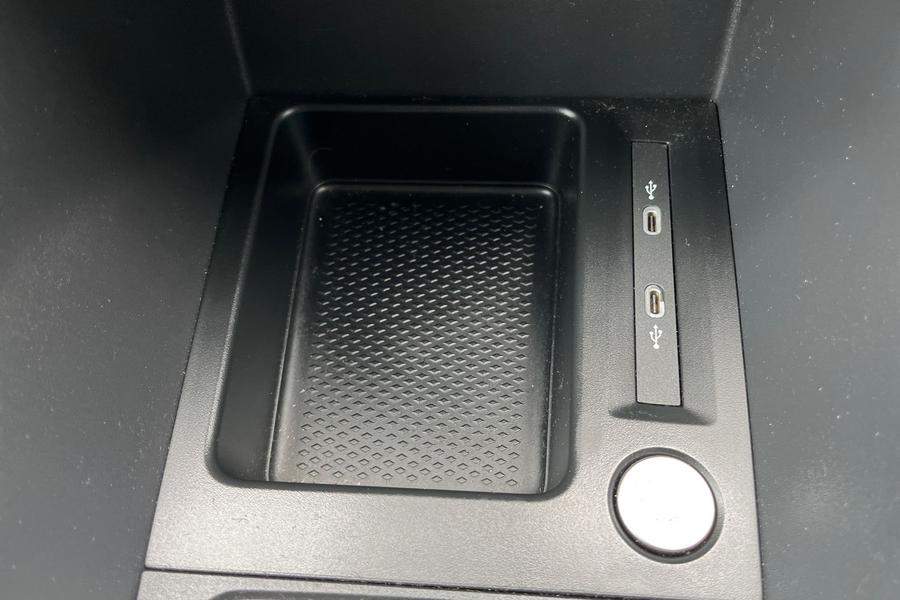 Ford TRANSIT CONNECT Photo autoimg-d0f8e5af5afa4c14044520faf05eb77ceccc2657.jpg