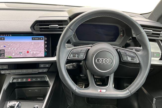 AUDI A3 Photo 11