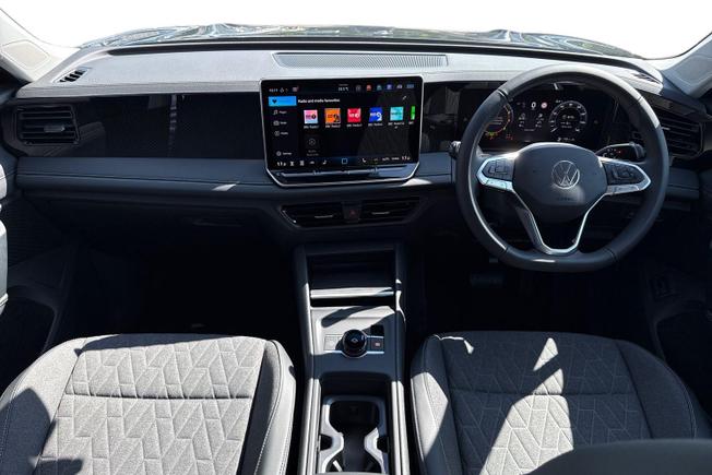 VOLKSWAGEN Tiguan Photo 10