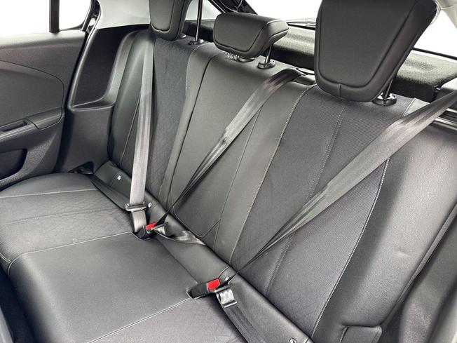 VAUXHALL Corsa Photo 9
