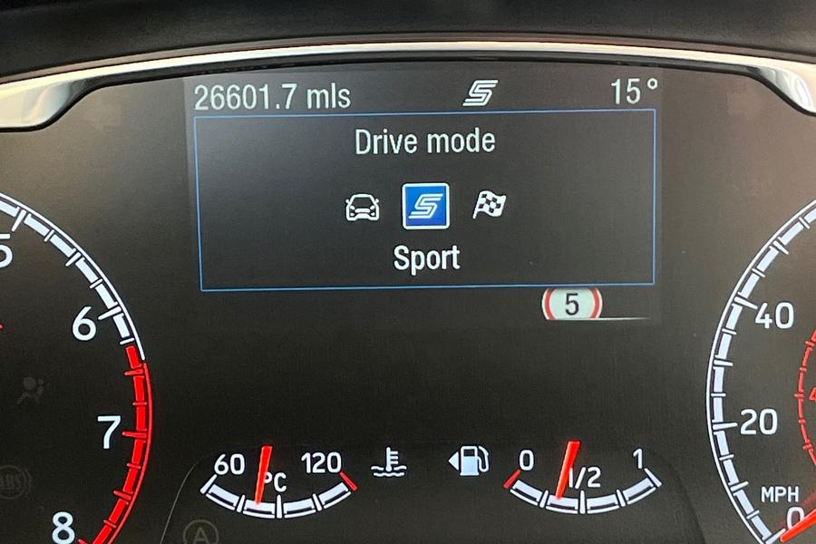 Ford FIESTA Photo autoimg-d107fbc9b7b8acd679ada4a33514855925966c94.jpg