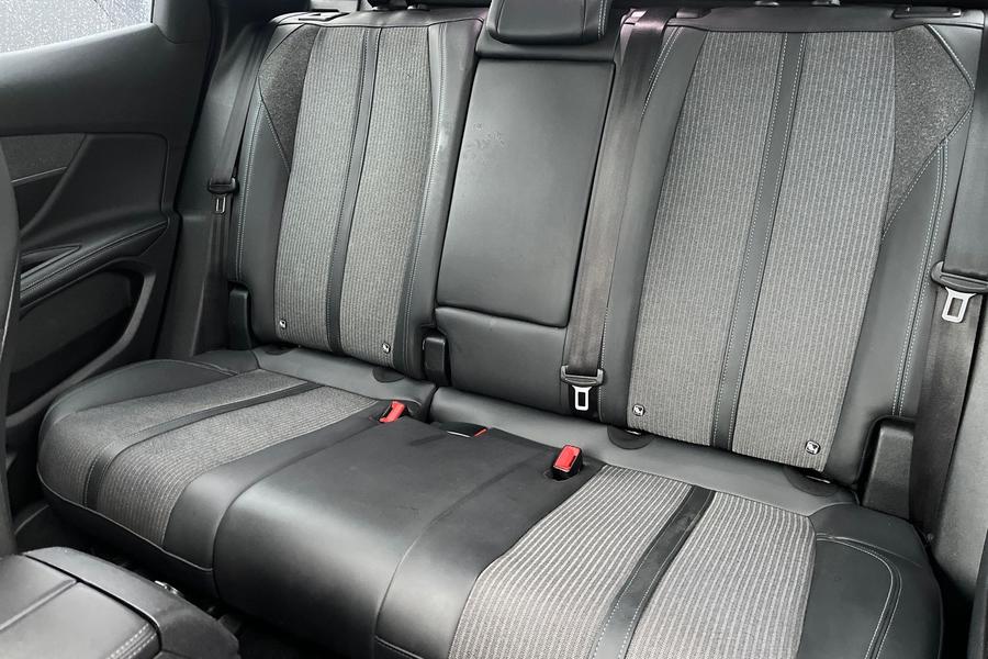 Peugeot 3008 Photo autoimg-d108c9c83d0030080e2bbf41973c56a9309ff977.jpg
